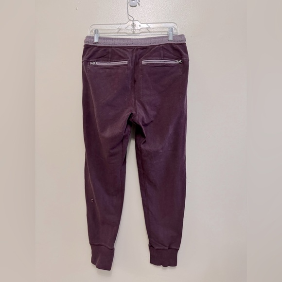Lululemon Burgundy Jogger - Picture 3 of 9